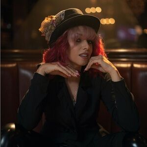 Meet your Posher, Genevieve